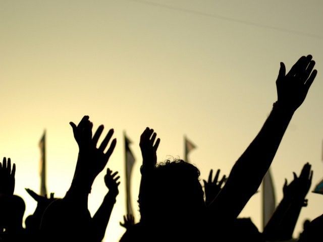 997762-ProtestpeopleprotestingPHOTOFILE-1448393793-988-640x480